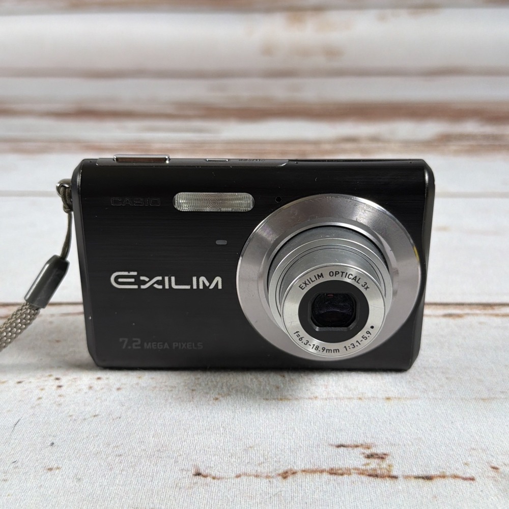 Casio Exilim EX-Z70 7.2 MP Digital Camera W/ Battery No Charger